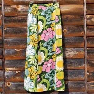 True Vintage 70s Handmade Floral Maxi Skirt 30"